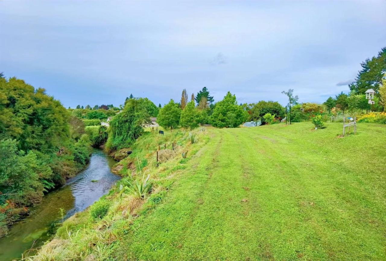 Tranquil Stream Villa Роторуа Экстерьер фото