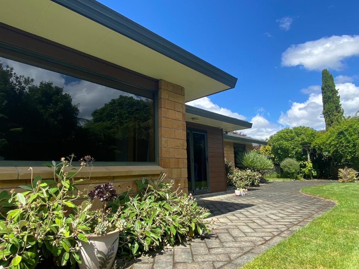 Tranquil Stream Villa Роторуа Экстерьер фото